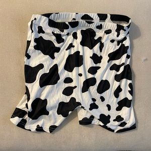 Cow print biker shorts
